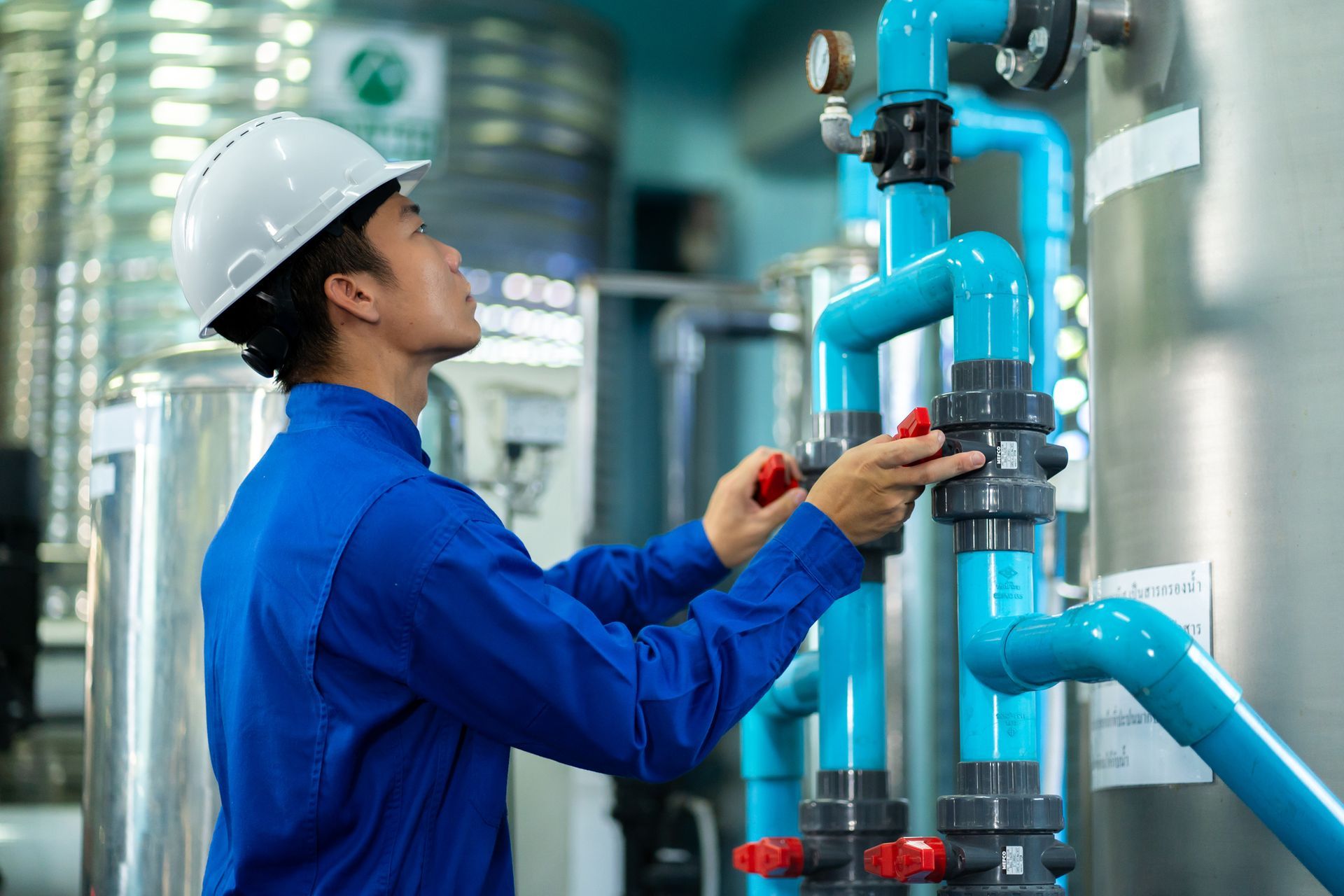 Commercial plumbing technician